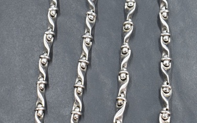 A 9ct white gold fancy link chain, approx 24' & 43g
