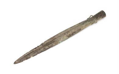 A Chinese bronze spearhead