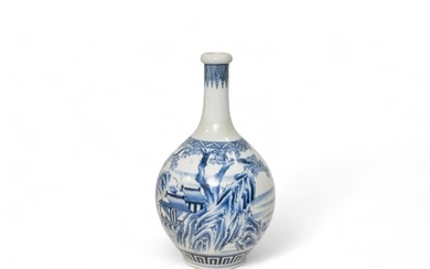 A GROUP OF FIVE JAPANESE PORCELAIN VASES 19TH / 20TH CENTURY...