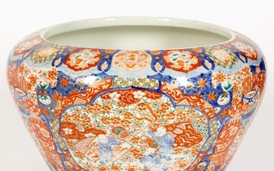 A Japanese Imari Porcelain Jardiniere Meiji-Taisho Period