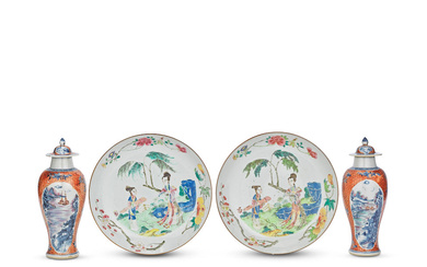 A PAIR OF FAMILLE ROSE 'LADIES' DISHES AND A PAIR...