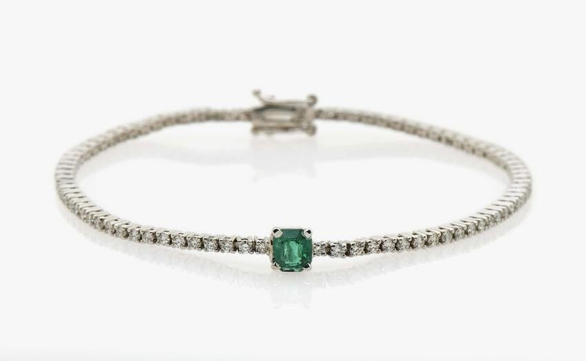 A Rivière brilliant cut diamond bracelet with a