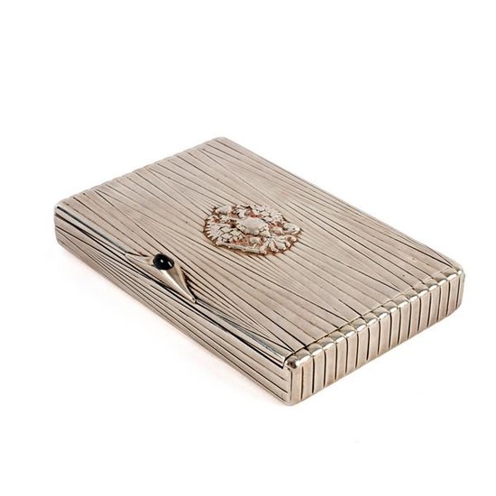 A Russian silver and silver gilt cigarette box with
