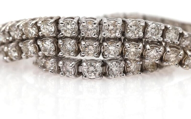 NOT SOLD. A diamond bracelet set with numerous diamonds weighing a total of app. 2.89 ct., mounted in 14k white gold. L. app. 19 cm. – Bruun Rasmussen Auctioneers of Fine Art