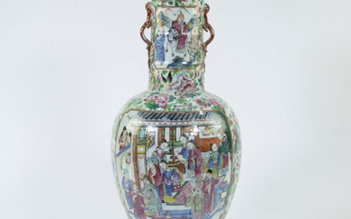 A large Chinese famille rose vase, decorated with flowers, birds, butterflies and dragons , the panels with court scenes, the handles in the shape of lizards, 19th century