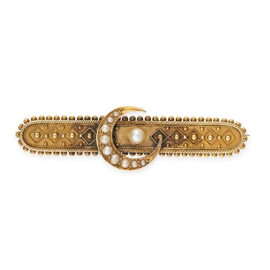 AN ANTIQUE REVIVALIST PEARL CRESCENT MOON BROOCH, 19TH