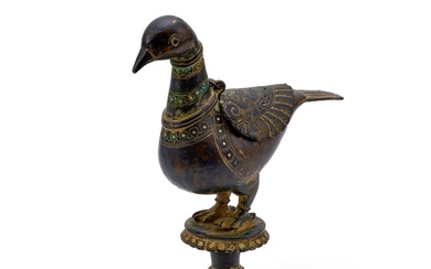 AN INDIAN BRONZE INCENSE BURNER IN THE FORM OF A BIRD. 17TH18TH CENTURY, DECCAN