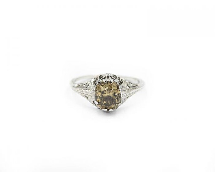 Art Deco White Gold and Diamond Filigree Ring