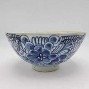 Chinese Blue & White Floral Glazed Bowl. Small fo