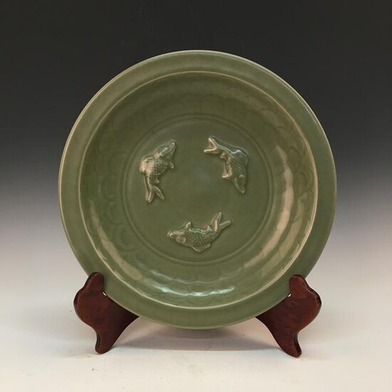 Chinese Longquan Kiln 'Fish' Plate