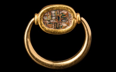 EGYPTIAN GREEN FAIENCE SCARAB IN GOLD RING