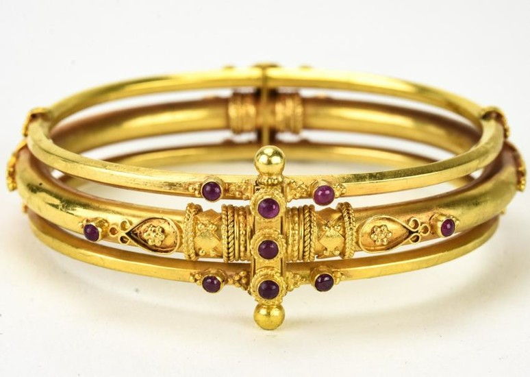 Indian 18-22k Gold Bracelet with Rubies