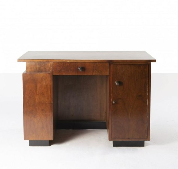 Jan Albertz (J.A.) Muntendam , Desk with stool, 1920s /
