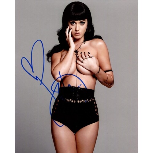 PERRY KATY: (1984- ) American Singer and Songwriter. Colour ...