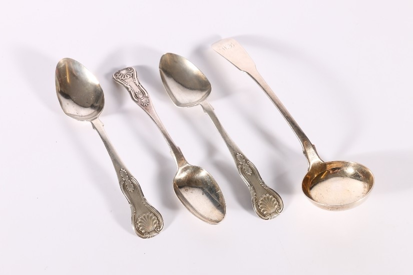 Pair of Victorian Scottish silver King's pattern tea spoons ...
