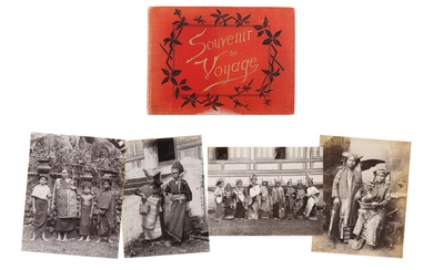 Photo album 'Souvenir de Voyage, Padangsche photographiën' (photos from the Padang area), 1892.