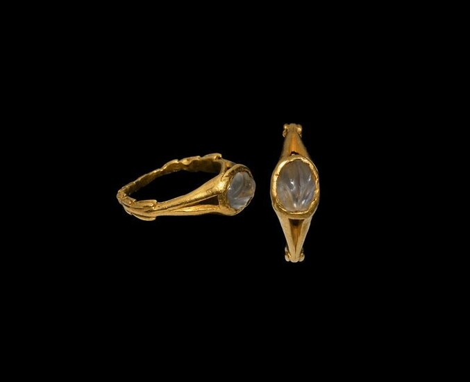 Roman Gold Ring with Carved Moonstone
