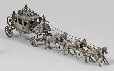 Sculpture miniature d'une calèche en argent. Superbe carrosse à six chevaux, à deux essieux, travaillé...