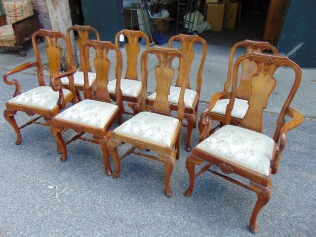 Set of 8 dining chairs, 2 arm, 6 side, Georgian style