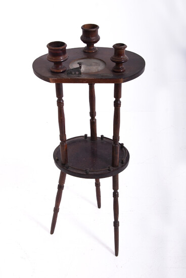 Small table in wood. Early 20th century