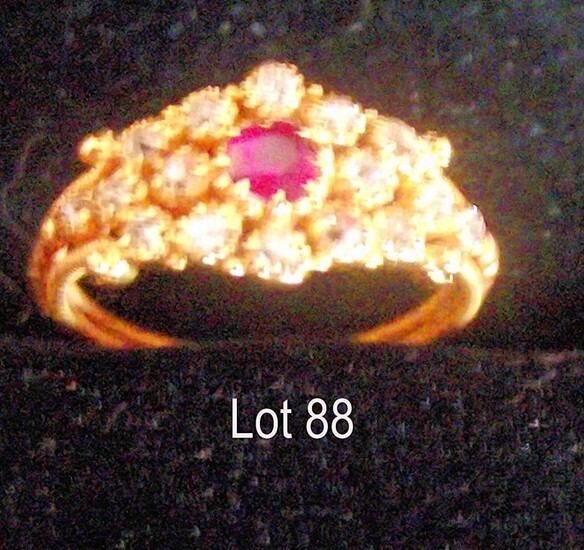 Superb quality early 19thc 18ct gold posy ring set...