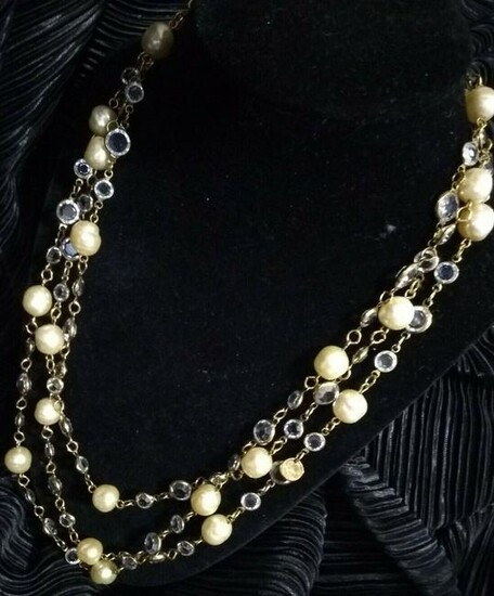 Vintage Rare CHANEL Sautoir Pearl & Crystal Necklace