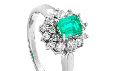 1.11 tcw Colombian Emerald Ring Platinum - Ring - 0.61 ct Emerald - 0.50 ct Diamonds - No Reserve Price