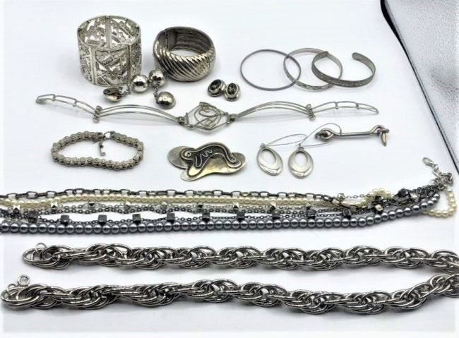 14 Pc. Costume Silver Plate Jewelry Lot - Good Variety
