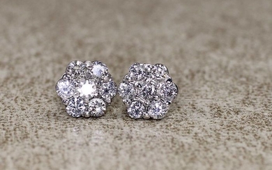 14 kt. White gold - Earrings - 0.84 ct Diamond