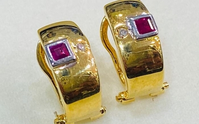 18 kt. Gold, White gold - Earrings - 0.12 ct Rubies - Diamond