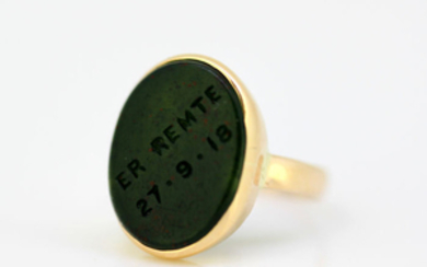 "Battle of the Canal Du Nord" - 15 kt. - Antique 15k gold ring with bloodstone, Ring Bloodstone