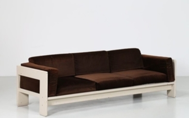 SCARPA TOBIA (n. 1935) Sofa . Wood and velvet. Cm …