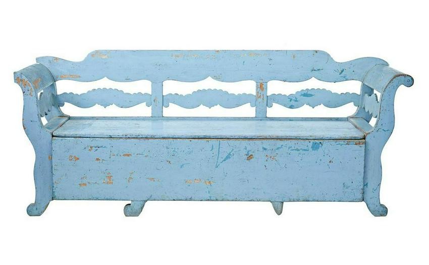 EARLY 19TH CENTURY LARGE PAINTED SWEDISH BENCH DAY BED