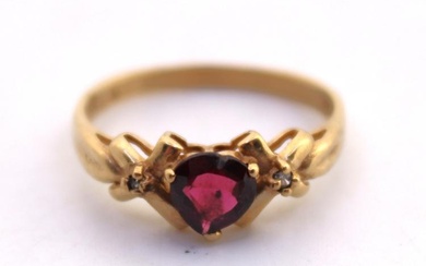 9ct Yellow Gold Heart Shaped Garnet and Cubic Zirconia Ring....