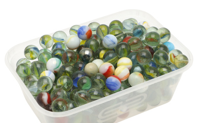 A COLLECTION OF GLASS MARBLES.