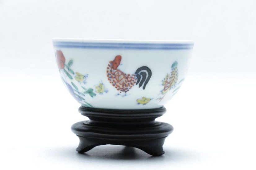 A Chinese Doucai Style Wine Cup Mounted on A Timber Stand (Dia 8cm)
