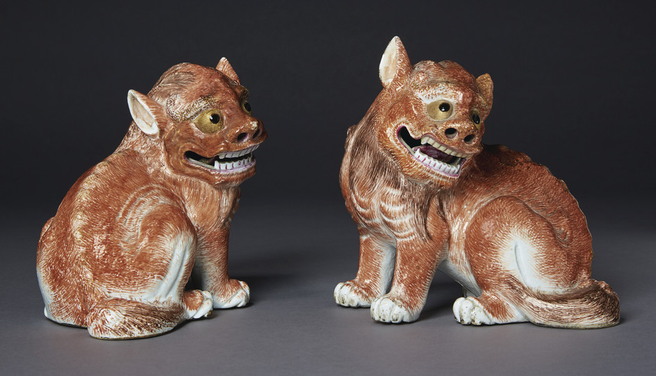 A PAIR OF MYTHICAL BEASTS, QIANLONG PERIOD (1736-1795)