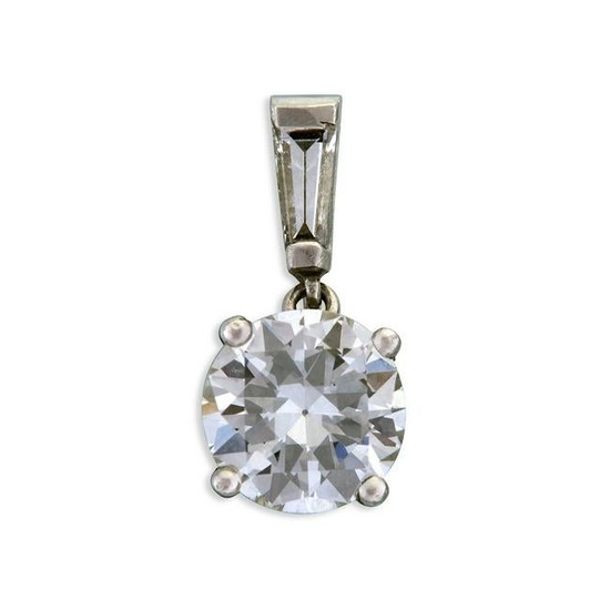 A diamond and white gold pendant