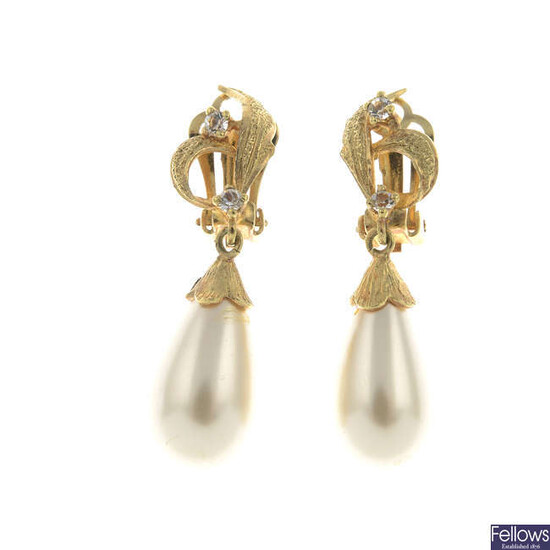 A diamond single-stone ring, a pair of cultured pearl stud earrings and a pair of imitation pearl and paste drop earrings.