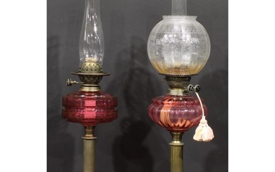 A late Victorian/Edwardian oil lamp, Duplex burner, facetted...