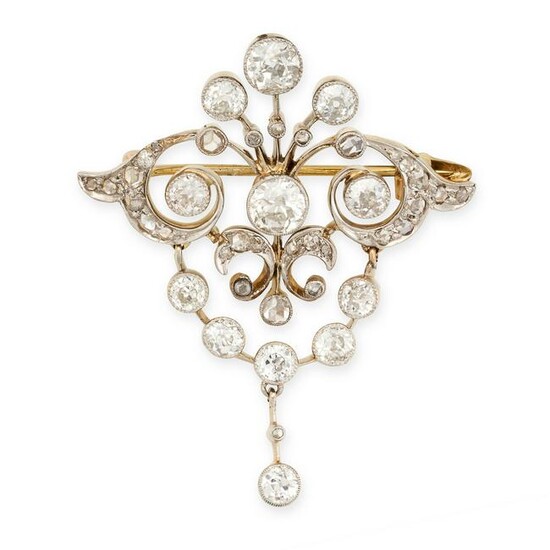 AN ANTIQUE DIAMOND BROOCH, EARLY 20TH CENTURY in yellow