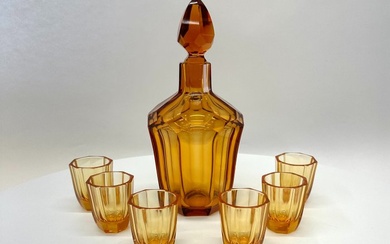 Amber glass art deco liquor set decanter glasses 1930s