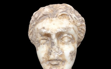 Ancient Roman Marble female head, 11,5 x 10 cm