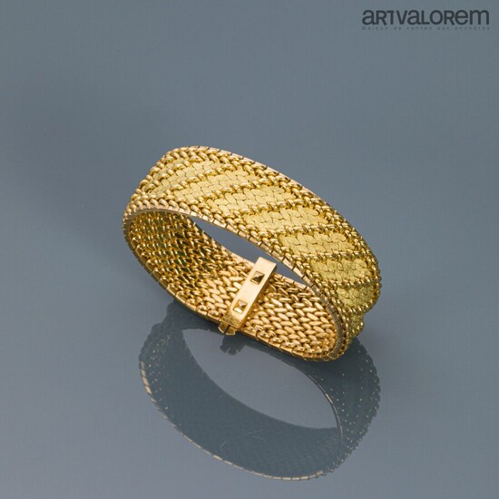 Bracelet ruban en or jaune 750°/°° à maille... - Lot 89 - Art-Valorem