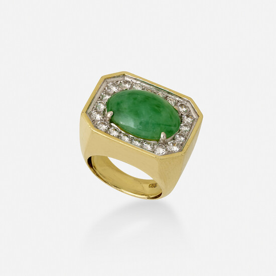 Cabochon jade, diamond, and gold ring