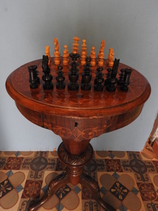 Chess table - Wood