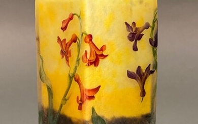 Daum Frères (late 19th Century) French Art Nouveau etched and enamelled cameo glass vase. Rectangular brick shaped vase decorated with wild Hyacinth flowers against a yellow field, signed. Circa 1900 - Height 12 cm