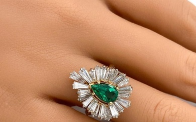 Emerald And Diamond Ring, 18k Yellow Gold