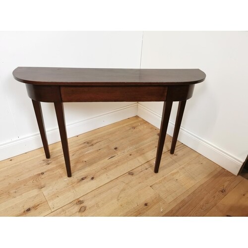 Good quality Georgian mahogany console table on square taper...