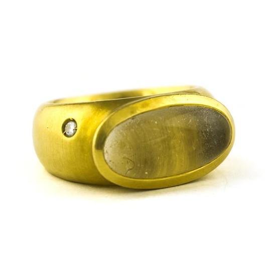 H STERN Luxury Designer - 18 kt. Yellow gold - Ring Rock Crystal - Diamond